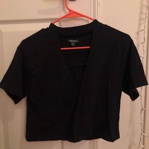 Crop black t shirt